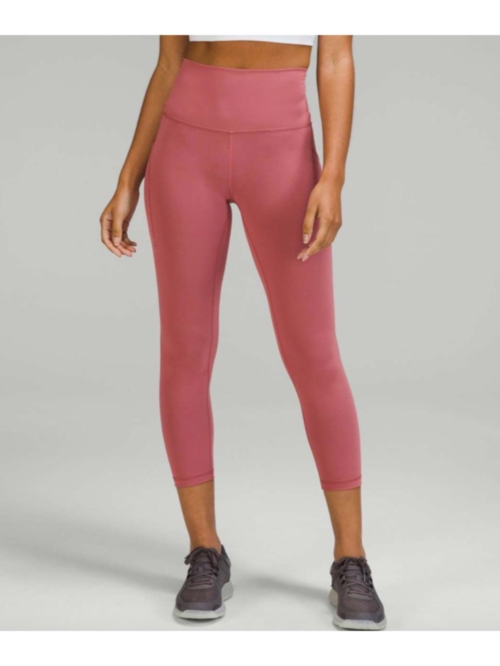 Lululemon Wunder Train High-Rise Crop‎ with Pockets 23"